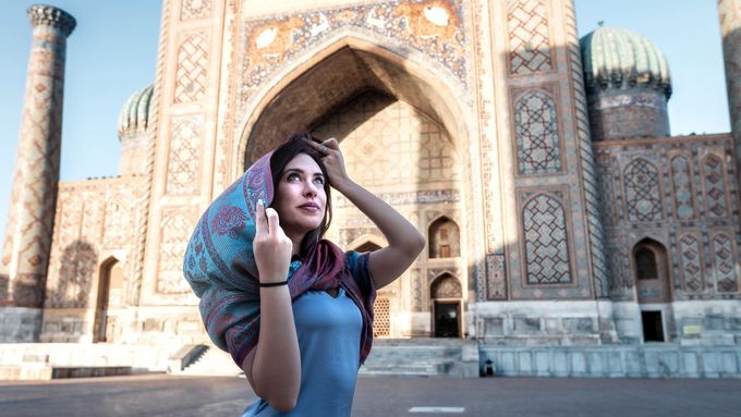 V regionu střední Asie jezdí nejvíc turistů právě do Uzbekistánu, hlavně díky starobylým městům na hedvábné stezce jako Samarkand, Buchara, Chiva.