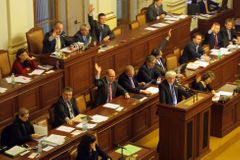 Legislativní rada schválila kvóty pro ženy na kandidátkách