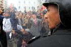 Tunisko se pomalu uklidňuje. Vláda slibuje nový začátek