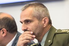 Žalobci od Bradáčové mají v rukou trestní kauzu, kvůli níž padl šéf Vojenské policie