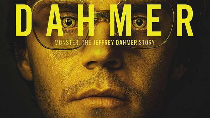 Příběh sériového vraha Jeffrey Dahmera se stal předlohou pro televizní seriál Netflixu "Monstrum: Příběh Jeffreyho Dahmera" (2022), kde ho ztvárnil Evan Peters.