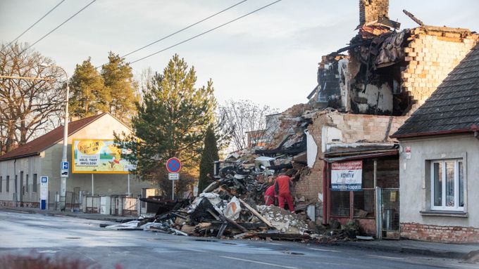 Dům v Lidické ulici v Českých Budějovicích zlikvidoval na Štědrý den výbuch a následný požár. V troskách zemřeli tři lidé.