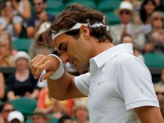 Zklamaný Roger Federer