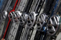 Ani Bulhaři, ani Srbové. VW bude škodovky nově vyrábět v Turecku, výběr tlačil Katar