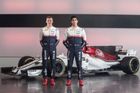 Callum Ilott  a Juan Manuel Correa, piloti Sauber Junior Teamu, kteří pojedou za stáj Charouz Racing System ve Formuli 2.