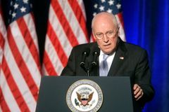 Rezignaci jsem sepsal už v roce 2001, řekl Cheney