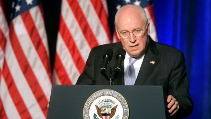 Dick Cheney dosud kritizoval jen politiku Baracka Obamy