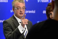 Vítězové a poražení: Herman i Semelová přišli o mandát. Bendu z ODS opět zachránilo kroužkování