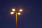 Praha chce koupit pět "chytrých" lamp, každá přijde na více než 320 tisíc