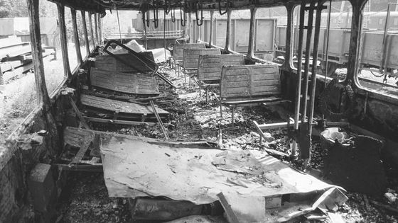 Tragická srážka vlaků u Spálova: strojvůdce obětoval život, lidé umírali v plamenech