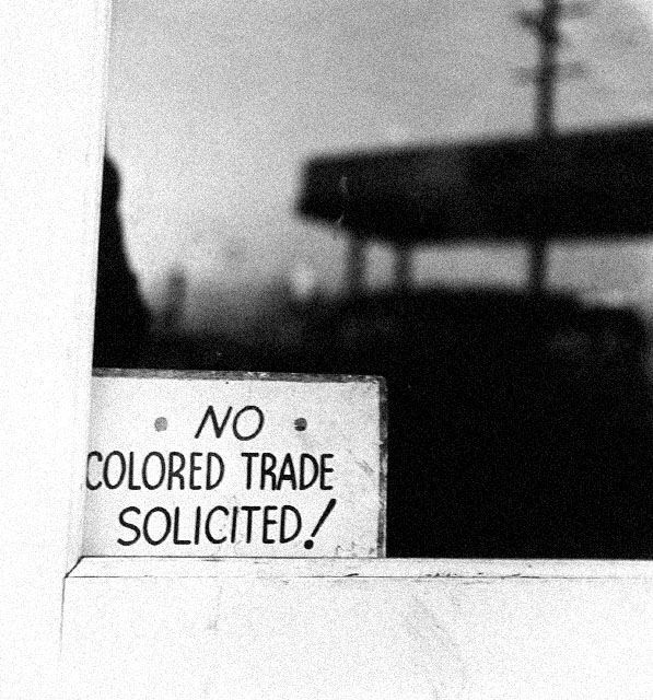 Jednorázové užití / Fotogalerie / Před 65 lety v USA zatkli bojovnici proti rasové segregaci Rosu Parksovou