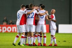 Slavia zvítězila v Izraeli nad Maccabi a v posledním kole jí k postupu stačí doma s Astanou remíza