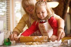 Pomocníci do kuchyně usnadní pečení vánočního cukroví