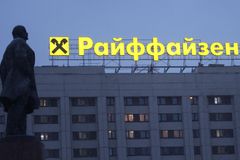 Raiffeisenbank zůstává Rusku. Vadí mi to, říká hlavní ekonomka banky Horská