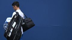 Djokoviče už nehájí ani Becker, Kyrgios zase provokuje. Svět reaguje na tenisový šok