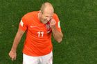 Hiddink: Šance, že by Robben hrál v Praze, je velmi malá