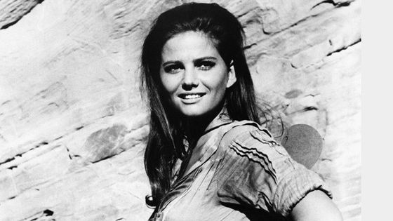 Cladia Cardinalová je považována za jednu z nejkrásnějších hereček filmové historie. Zemřela 23. září 2025 ve věku 87 let.