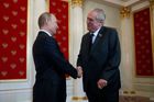 Vladimir Putin pochválil v Kremlu Miloše Zemana i české pivo