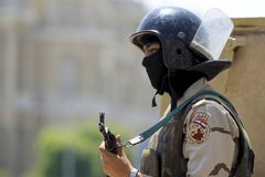 Vraždou Chorvata mění Islámský stát Egypt. Je u bran Káhiry