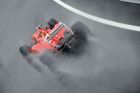 Alonsovi déšť svědčil. Vyhrál v Německu kvalifikaci