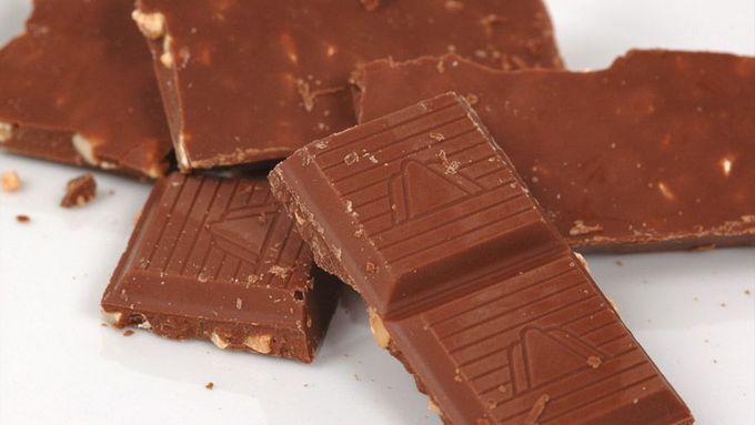 Čokoláda patří mezi produkty, kterých se krize nedotýká. Teď je tomu jinak. Výrobci čokolády tak bijí na poplach a hovoří o krizi mimořádných rozměrů.