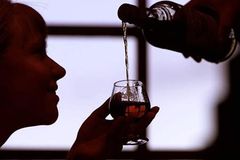 Konzumace alkoholu u žen snižuje riziko obezity