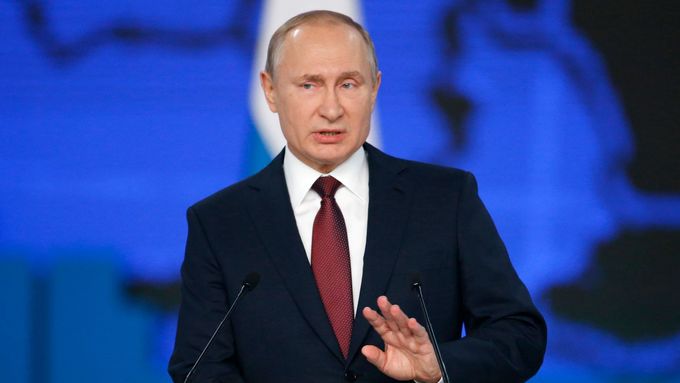 Vladimír Putin: Ať si USA spočítají rychlost a dolet našich zbraní