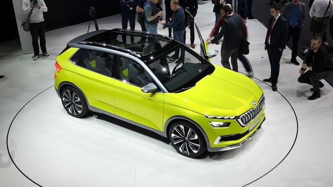 Ženeva 2018: studie Škoda Vision X, předobraz dnešního Kamiqu.