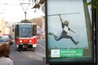 Reklamu v Praze ovládá jediná firma, město na tom tratí