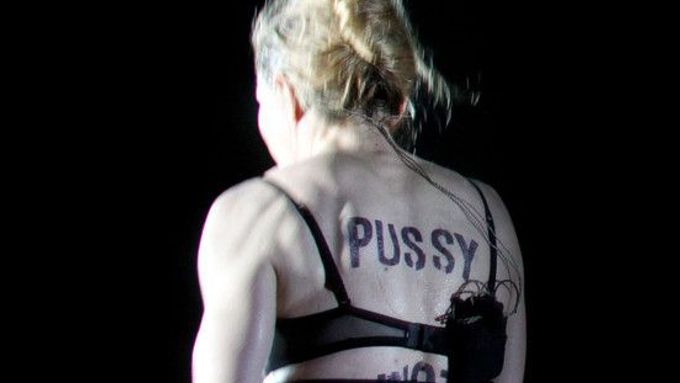 Madonna během koncertu v Rusku