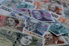Měnový fond kritizuje české penze, reforma se mu nezdá