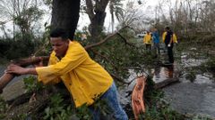 Hurikán Maria se prohnal Portorikem. Na severním pobřeží už oznámili, že smršť zničila 80 procent staveb.
