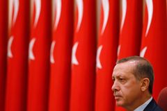 Další šrám na vztazích USA a Turecka. Američané vydali zatykač na bodyguardy Erdogana, ten se diví