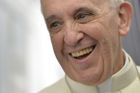 Periskop: Papež se zastal gayů. Nejsem tu, abych soudil