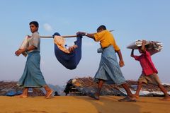 Barma popřela, že její armáda znásilňovala a zabíjela Rohingy