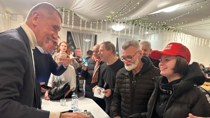 Andrej Babiš odpovídá na dotaz Aktuálně.cz ke střetu zájmů, zda není logické, že stát si chce "pohlídat", aby víc myslel na zájmy státu než Agrofertu.