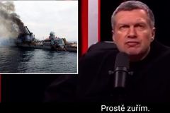Putinův moderátor zuřil kvůli křižníku Moskva. Objevilo se video z potopení lodi