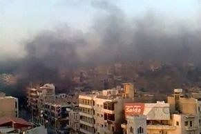 Fotky z amatérského videa svědčí o násilí v syrském Hamá