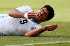 Trenér Uruguajců: Suárez je oběť, opouštím komisi FIFA