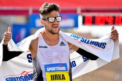 Kigen a Borechaová ovládl Pražský maraton, české tituly mají Homoláč a Joglová