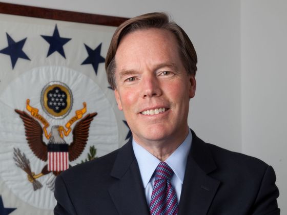 Nicholas Burns (*1956) Nicolas Burns