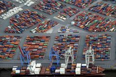 Česko je ochotno vyměnit své přístavy v Hamburku za jiné území