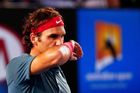 FOTO Federer na Nadala neměl, kupil chybu za chybou