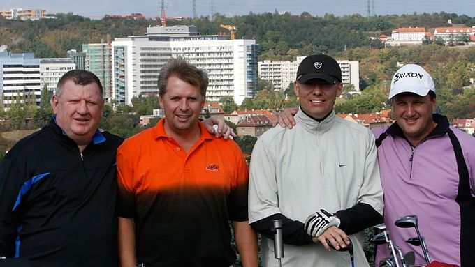 Petr Bendl a Tomáš Jindra, přátelé z golfu i z úřadu.