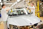 Průmysl táhne výroba aut. Těží ze zahraniční poptávky, zakázky pomalu rostou