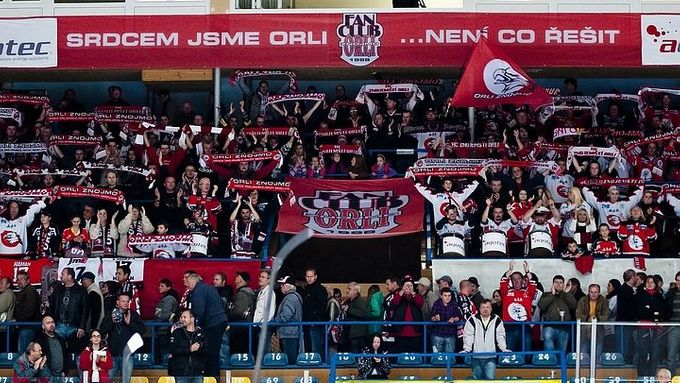Fanoušci ve Znojmě si rakouskou hokejovou ligu oblíbili. Teď by Orly konečně rádi viděli mezi čtyřmi nejlepšími týmy soutěže.