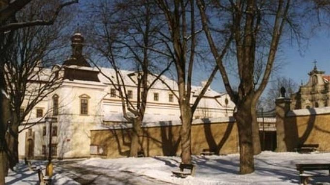 Dominanta Rychnova - místní zámek.