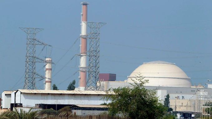 První íránská jaderná elektrárna. V Búšehru zahájila provoz 21. srpna 2010.