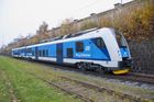 Vlaky na trati Praha-Ostrava už jezdí. Po jedné koleji