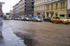 Kvůli horku vzrostl v Praze počet havárií vody. Nejvíc praskají polské trubky ze 70. a 80. let